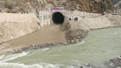 संखुवासभामा निर्माणाधीन अरुण ३ को काम तिब्रगतिमा अघि बढ्दै ( फोटो फिचर सहित )