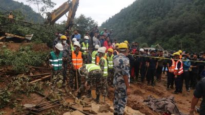 काभ्रेमा पहिरोले घर पुरिँदा  एकै परिवारका तीनजनाको मृत्यु