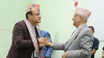 पूर्वआईजीपी सर्वेन्द्र खनाल नेकपा एमाले प्रवेश